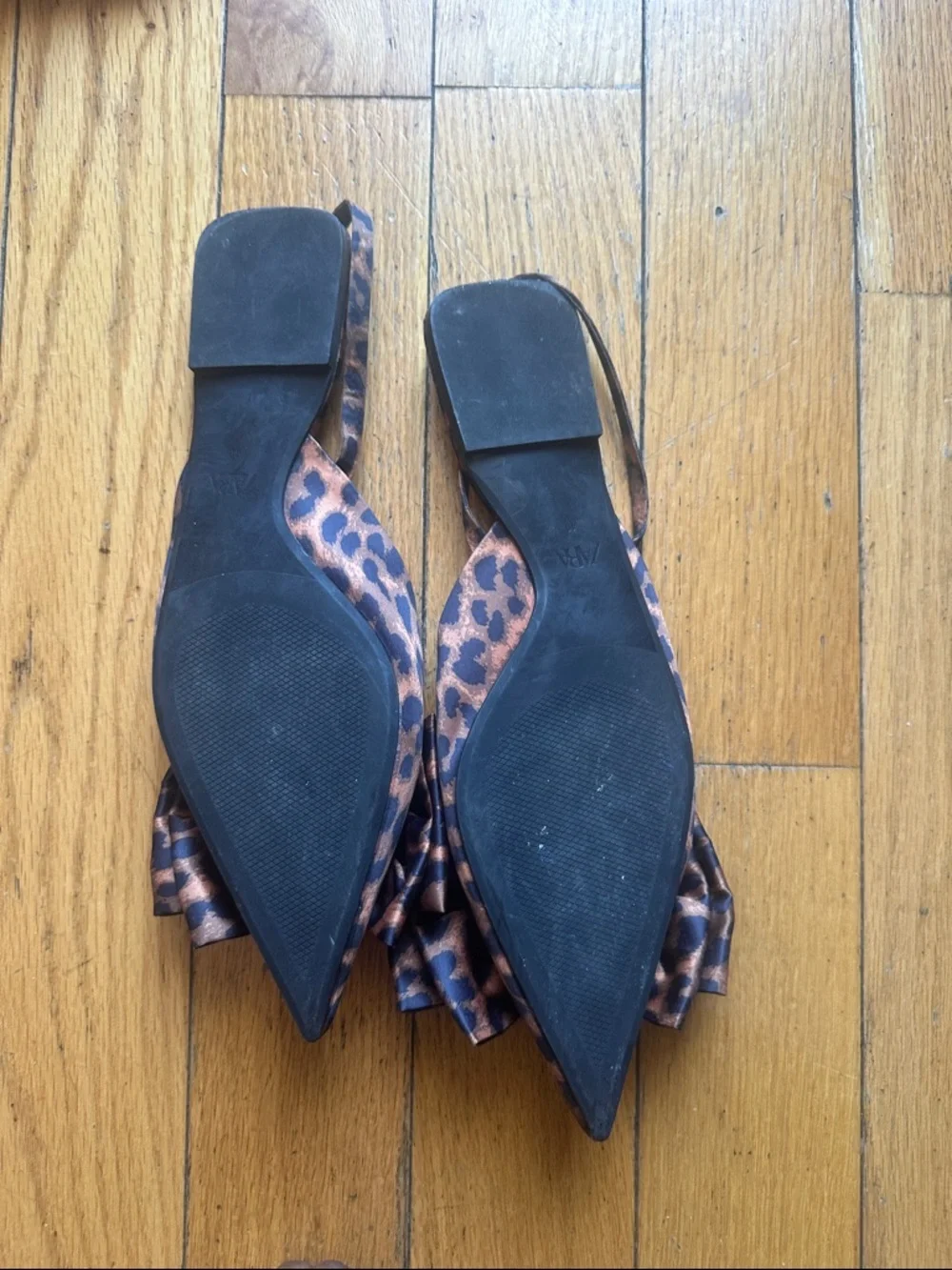 Zara Leopard Print Bow Pointed Slingback Flats in Brown and Black - Picture 4 of 4